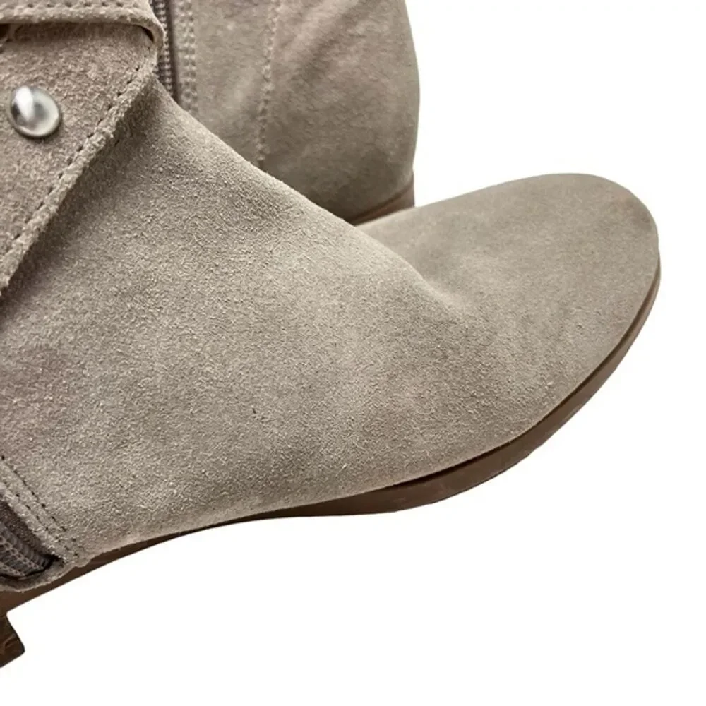 SOLE SOCIETY Taupe BELVANNE Genuine Leather Suede Ankle Boots Booties Shoes sz 8
